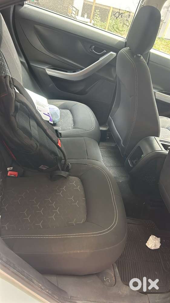 Tata Nexon 1.2 Revotron Xm Plus (s), 2023, Petrol