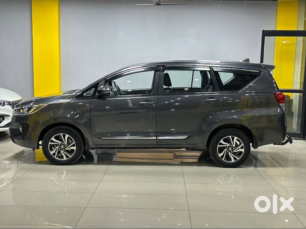 Toyota Innova Crysta 2021