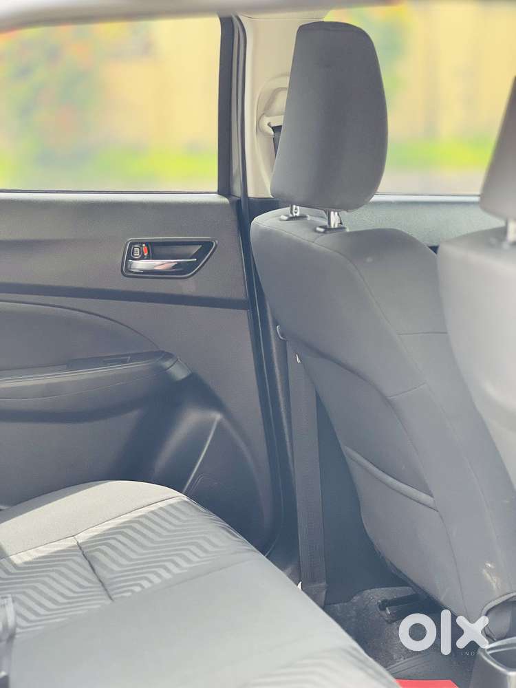 Maruti Suzuki Swift 1.3 Zxi, 2023, Petrol