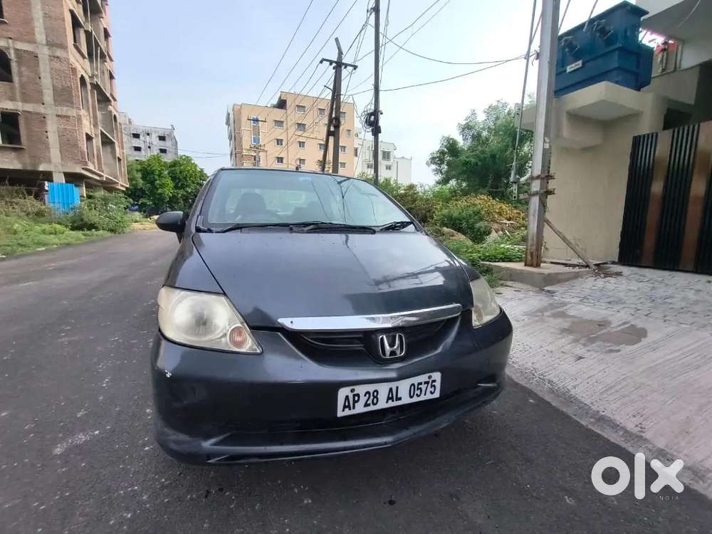 Honda City 2004 Petrol Manual Well Maintained Car For Urgent Sale
