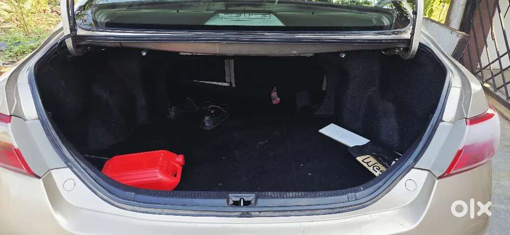 Toyota Camry Petrol 2010