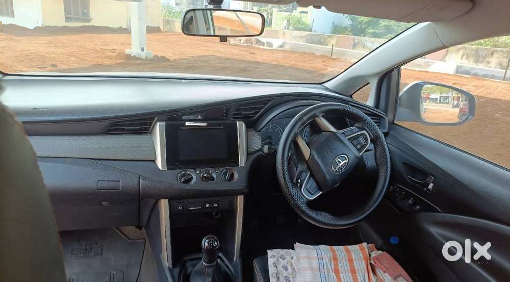 Toyota Innova Crysta 2.4 V 8 Str, 2017, Diesel