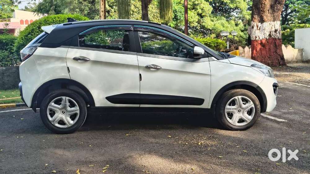 Tata Nexon 1.2 Revotron Xt, 2018, Diesel