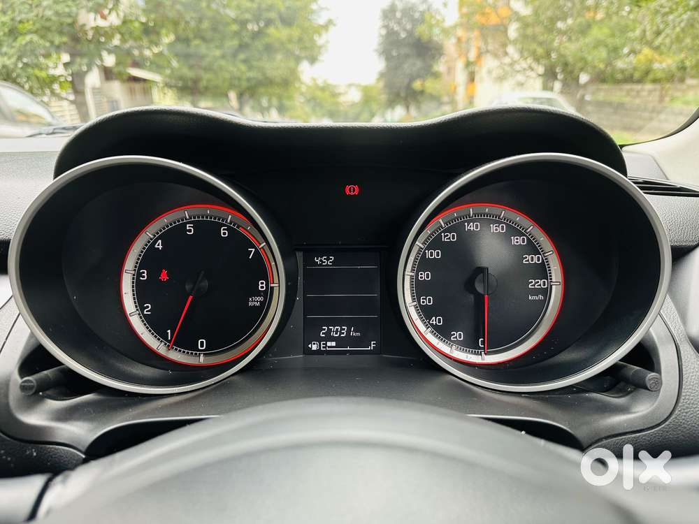 Maruti Suzuki Swift VXI Optional, 2022, Petrol