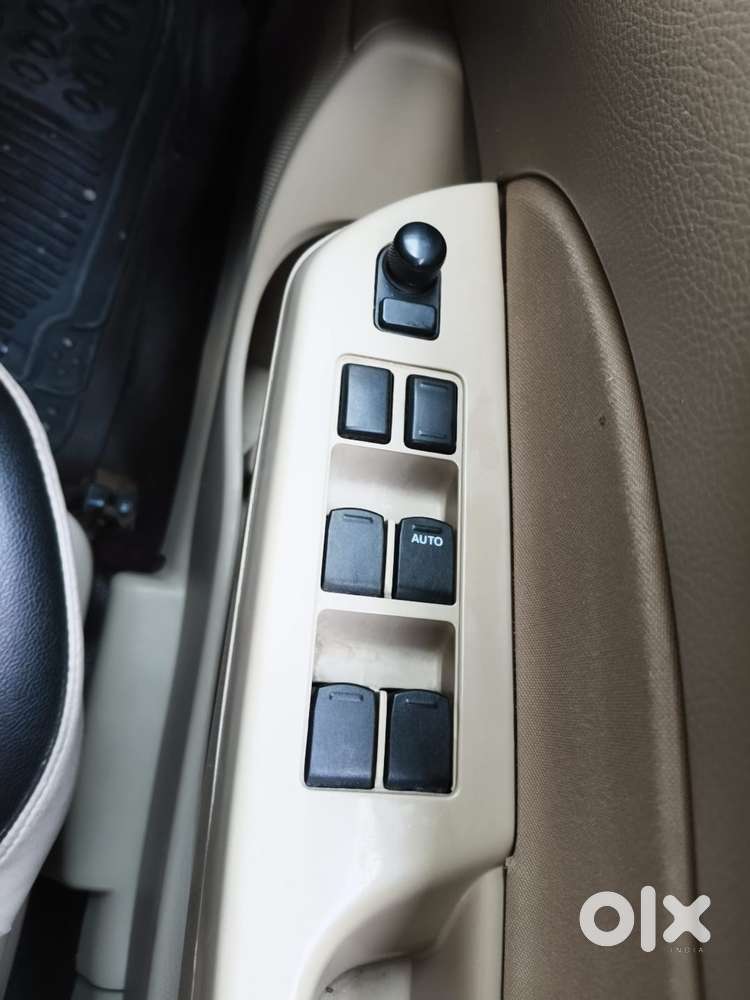 Maruti Suzuki Swift Dzire Vdi (o), 2016, Diesel