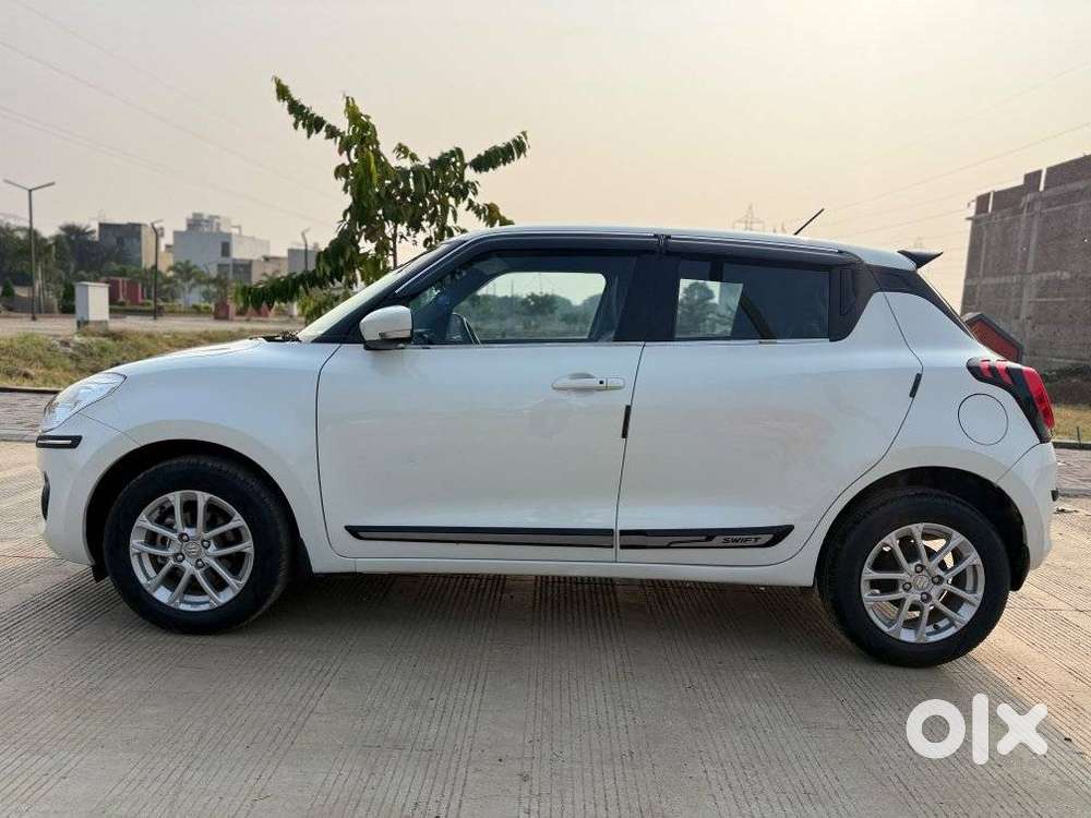 Maruti Suzuki Swift Zxi Plus, 2023, Petrol