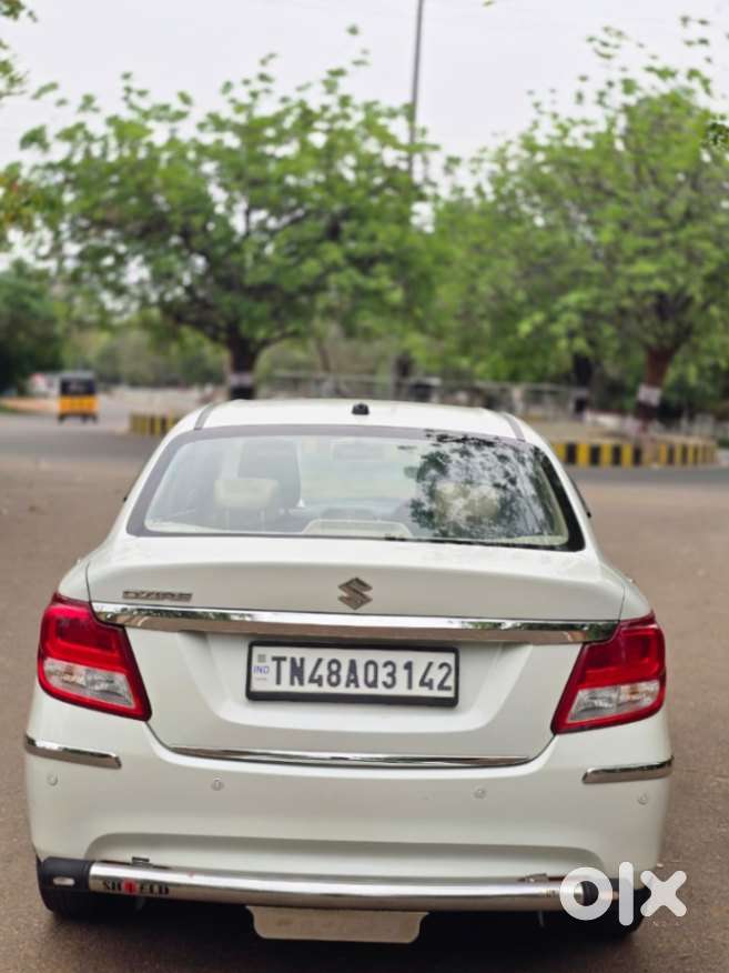 Maruti Suzuki Dzire 1.2 Vxi Amt, 2019, Petrol