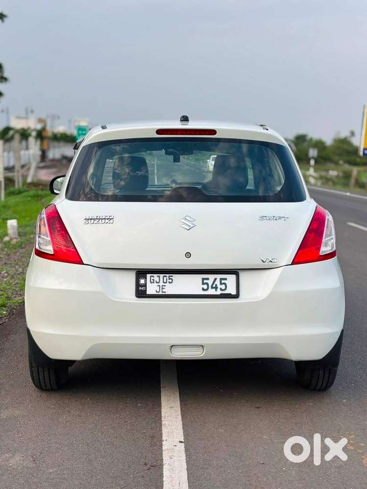 Maruti Suzuki Swift 2013 Cng & Hybrids Well Maintained