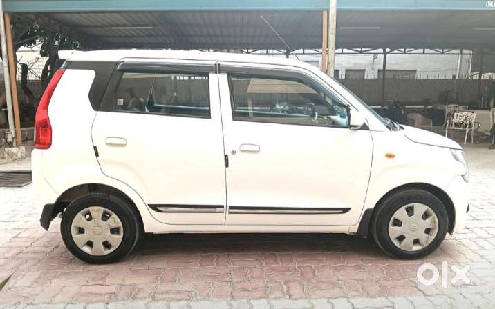 Maruti Suzuki Wagon R 1.0 Vxi, 2024, Cng & Hybrids