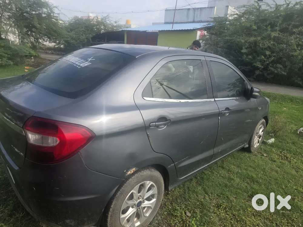 Ford Aspire Titanium Blu 2016