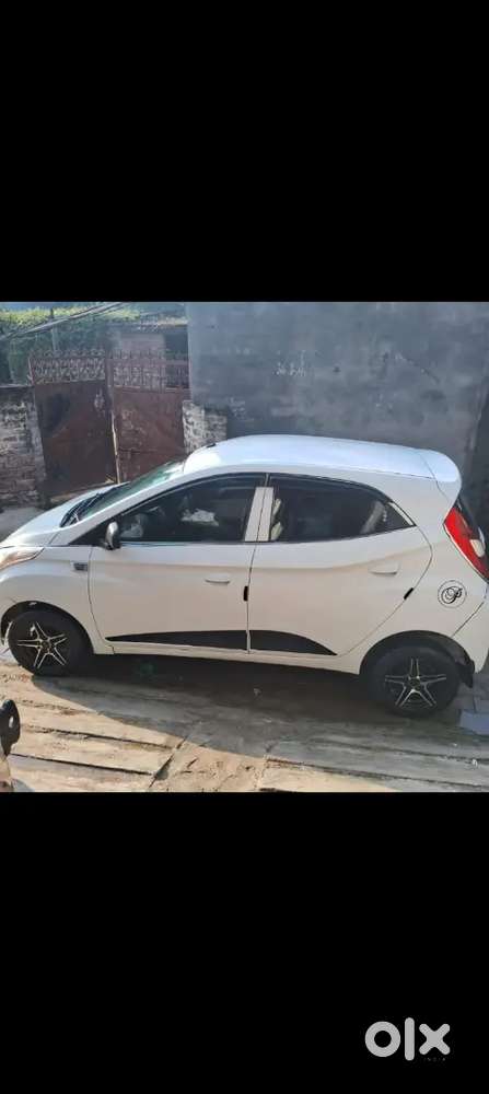 Hyundai Eon 2017 Petrol 37000 Km Driven