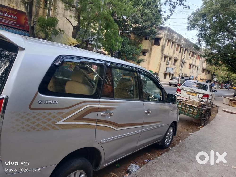Toyota Innova 2004-2011 2.5 V Diesel 7-seater, 2011, Diesel