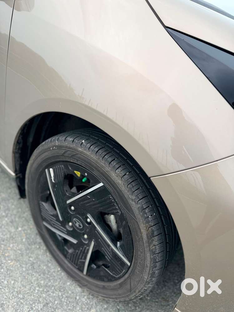 Tata Altroz Accomplished S Mt Petrol