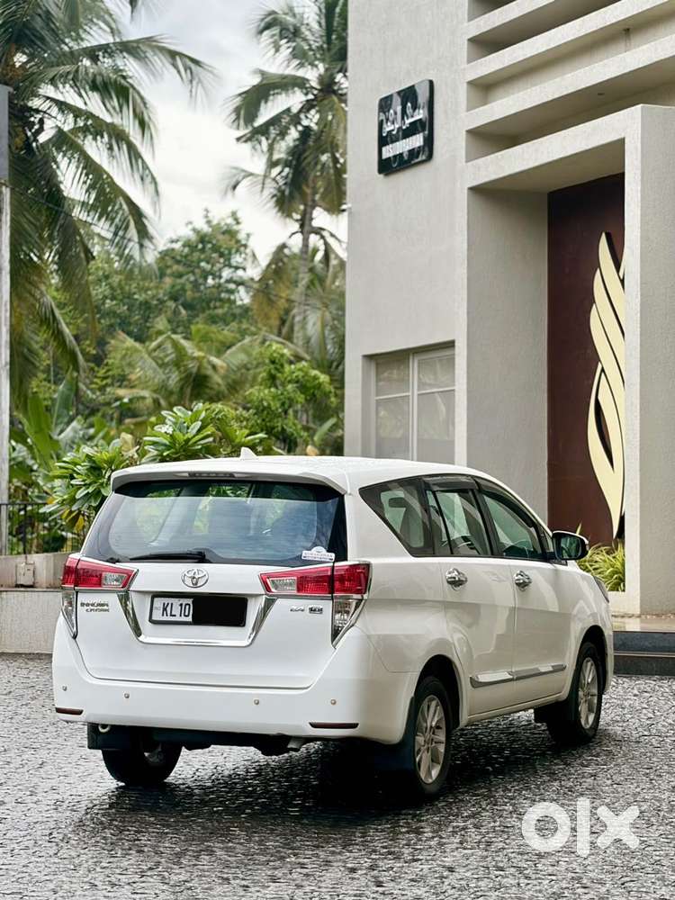 Toyota Innova Crysta 2.4 G Mt, 2018, Diesel