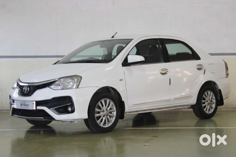 Toyota Etios 2010-2012 G, 2011, Petrol