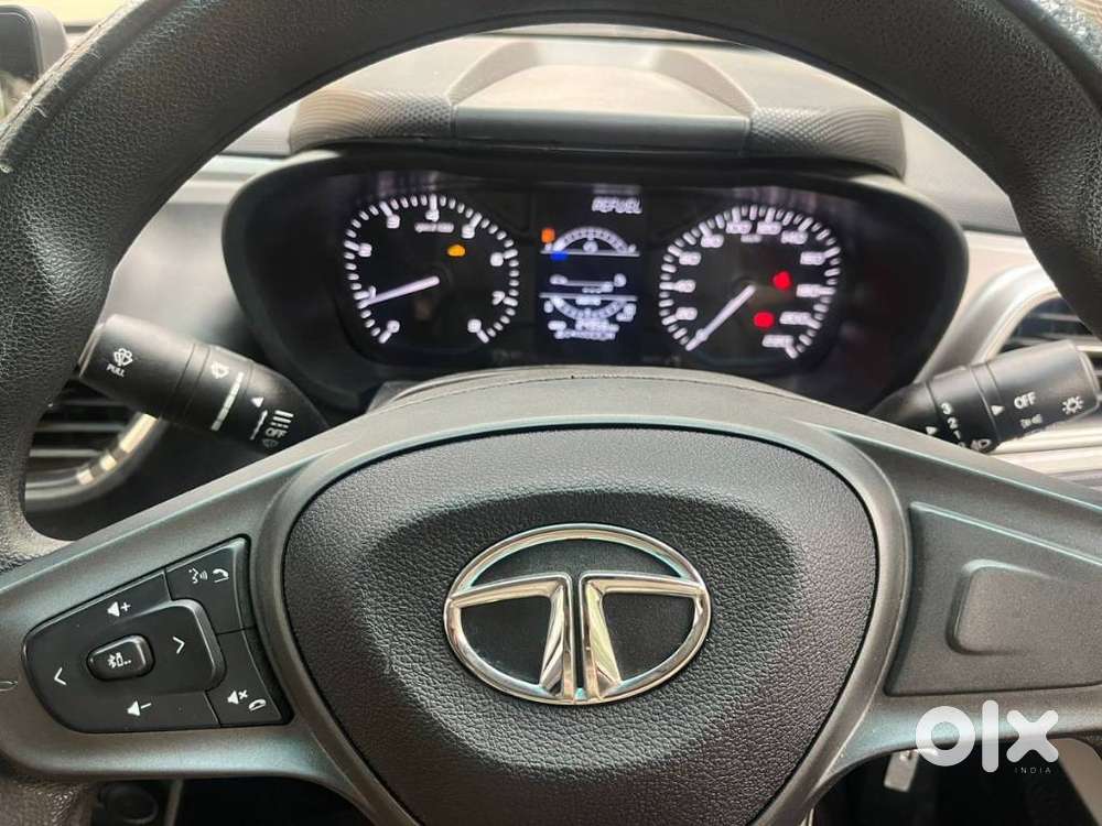 Tata Altroz 1.2 Xm Plus, 2024, Petrol