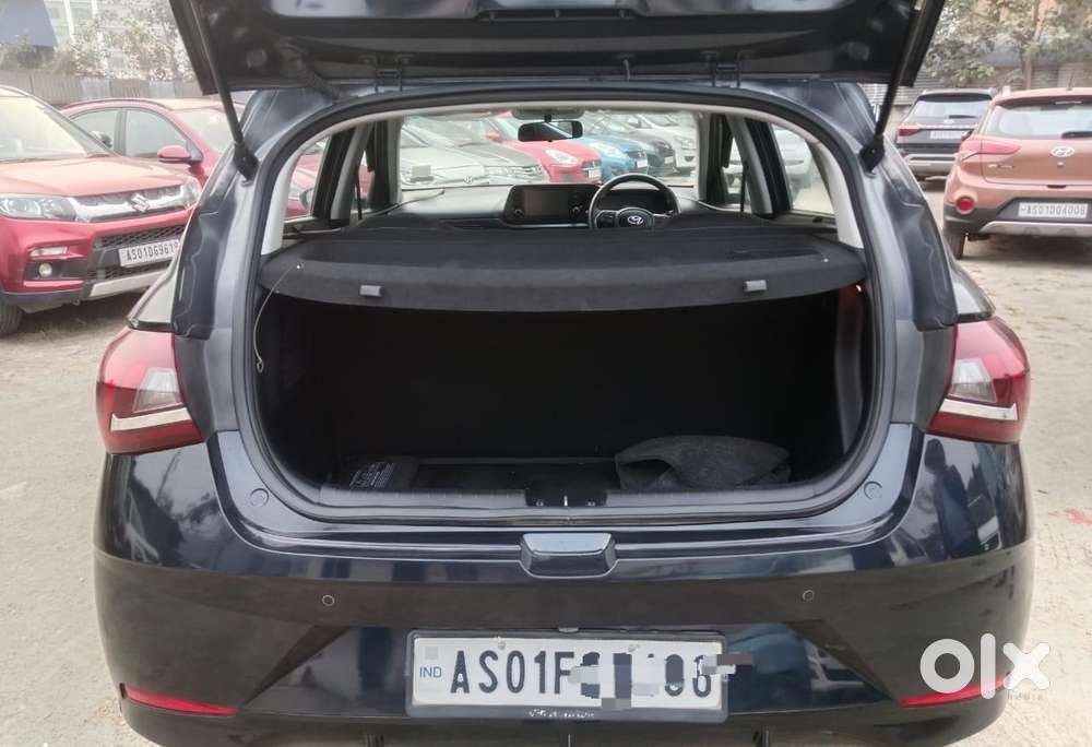 Hyundai I20 Asta (o) 1.2 Mt, 2022, Petrol