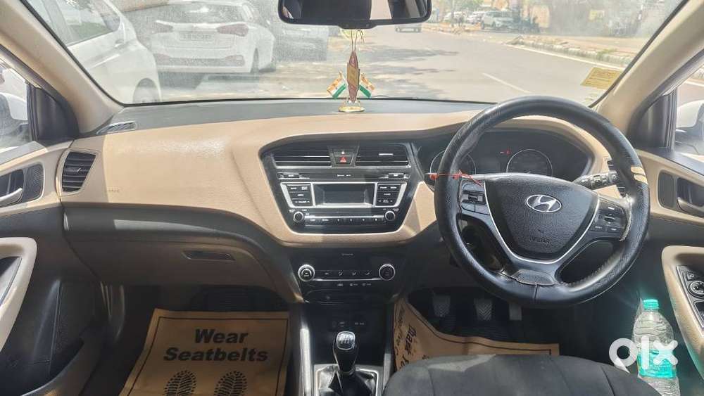 Hyundai Elite I20 Sportz (o) 1.2, 2016, Petrol