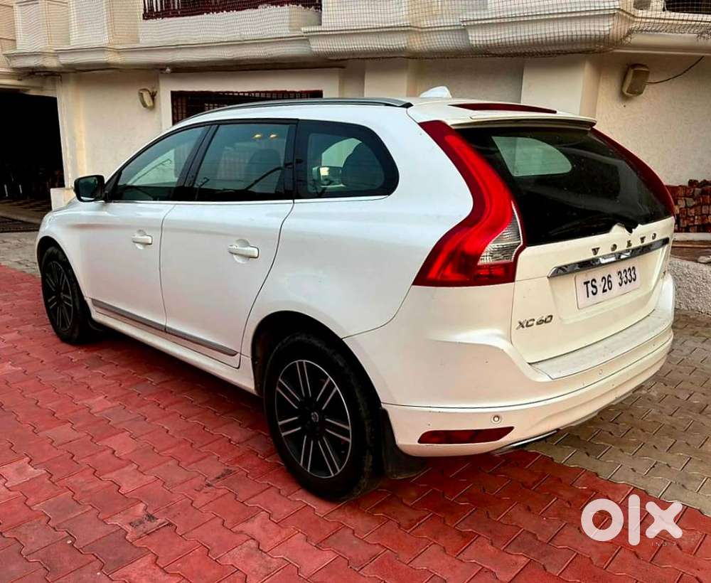 Volvo Xc60 D5 Awd Automatic, 2017, Diesel