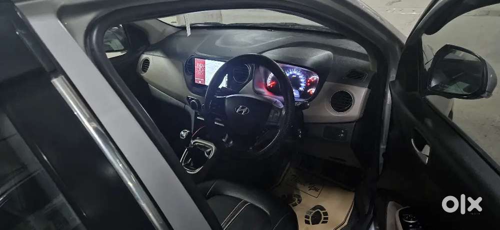 Hyundai Xcent 2015 (direct Owner)