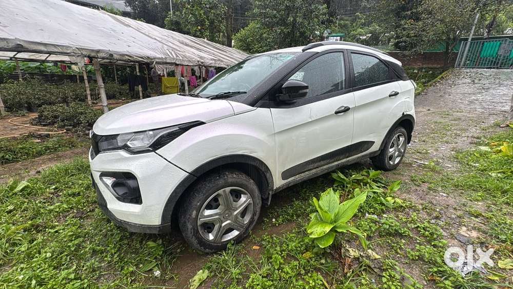 Tata Nexon Petrol 2023