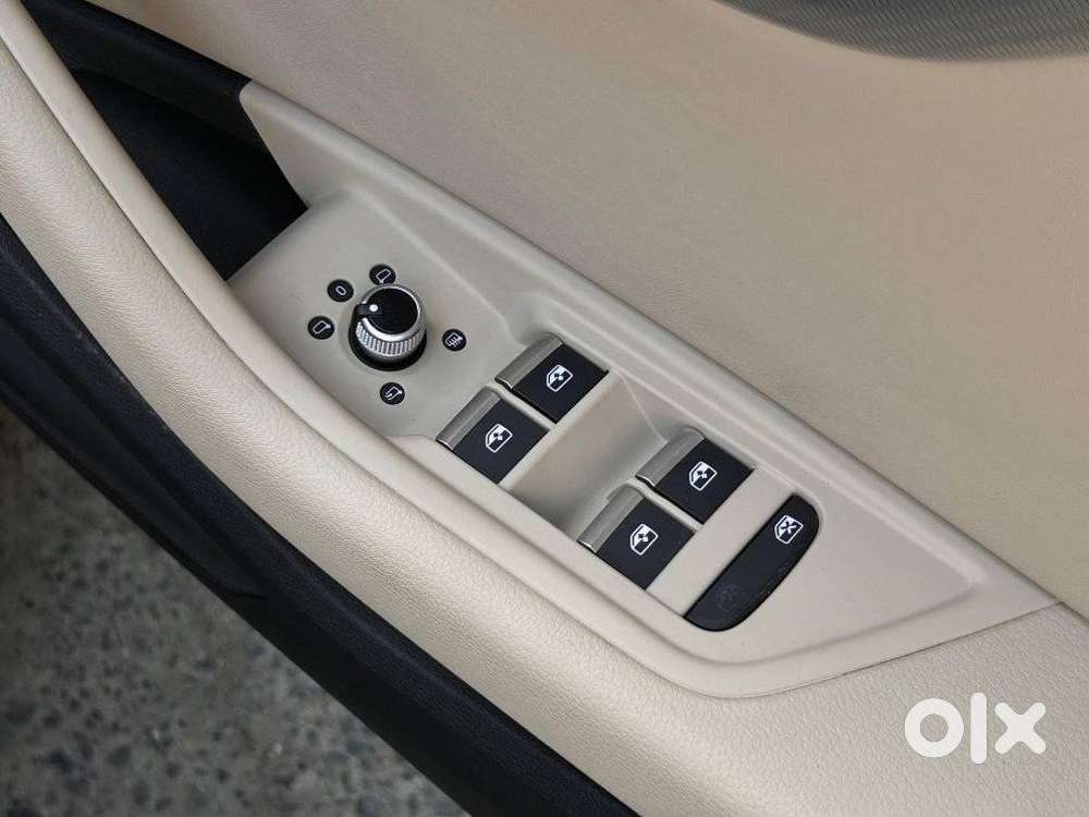 Audi A4 2.0 Premium 40 Tfsi, 2026, Petrol