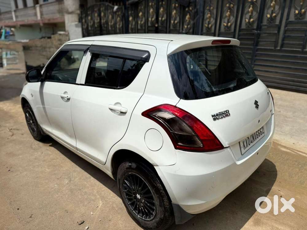 Maruti Suzuki Lxi 1.2(2011)