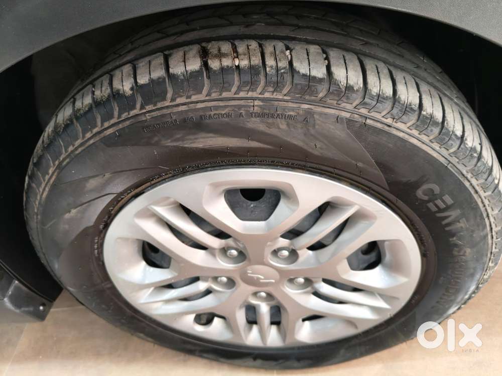 Kia Carens G 1.5 6mt Premium (o) 7-seater, 2023, Petrol