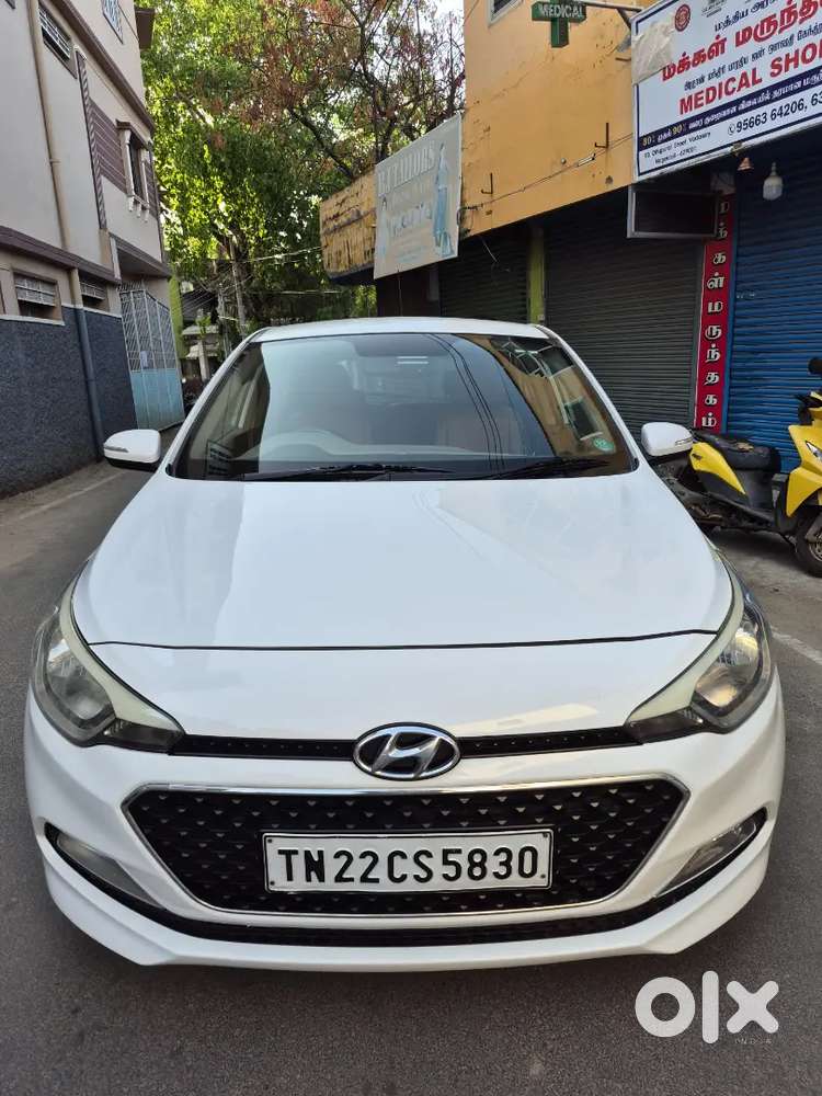 Hyundai I20 2015 Diesel 125000 Km Driven