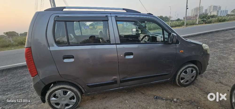 1 Year Warranty   1st Owner For Sale  2017 December Registered.