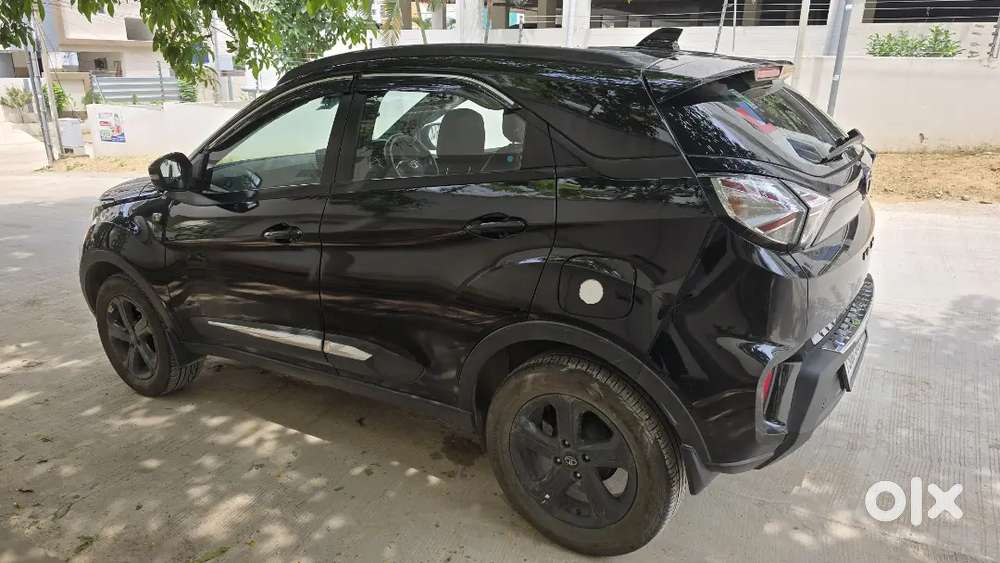 Tata Nexon 2022 Petrol Automatic Dark (as Good As New)