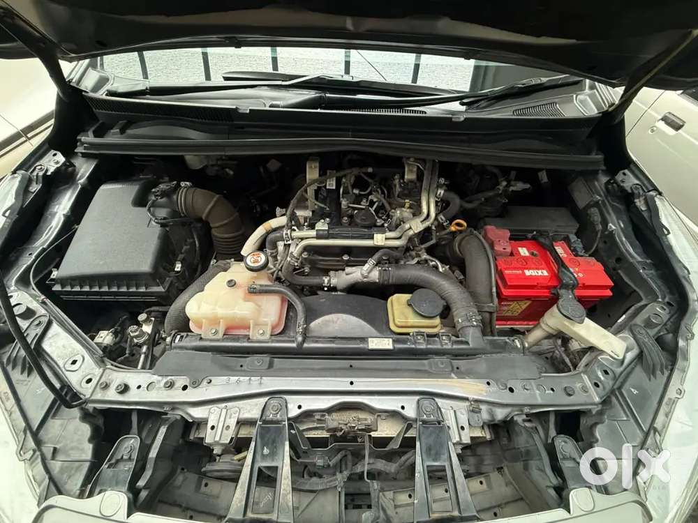 Toyota Innova Crysta 2019 Diesel 180000 Km Driven
