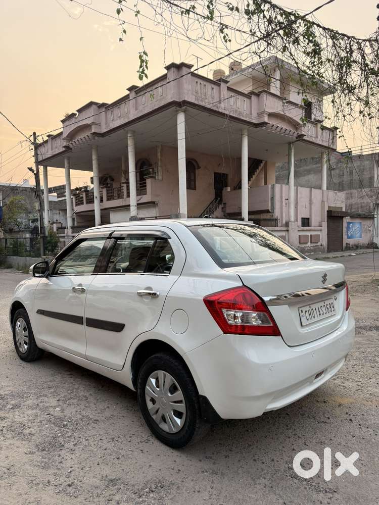 Maruti Suzuki Swift Dzire Vxi Optional, 2013, Petrol