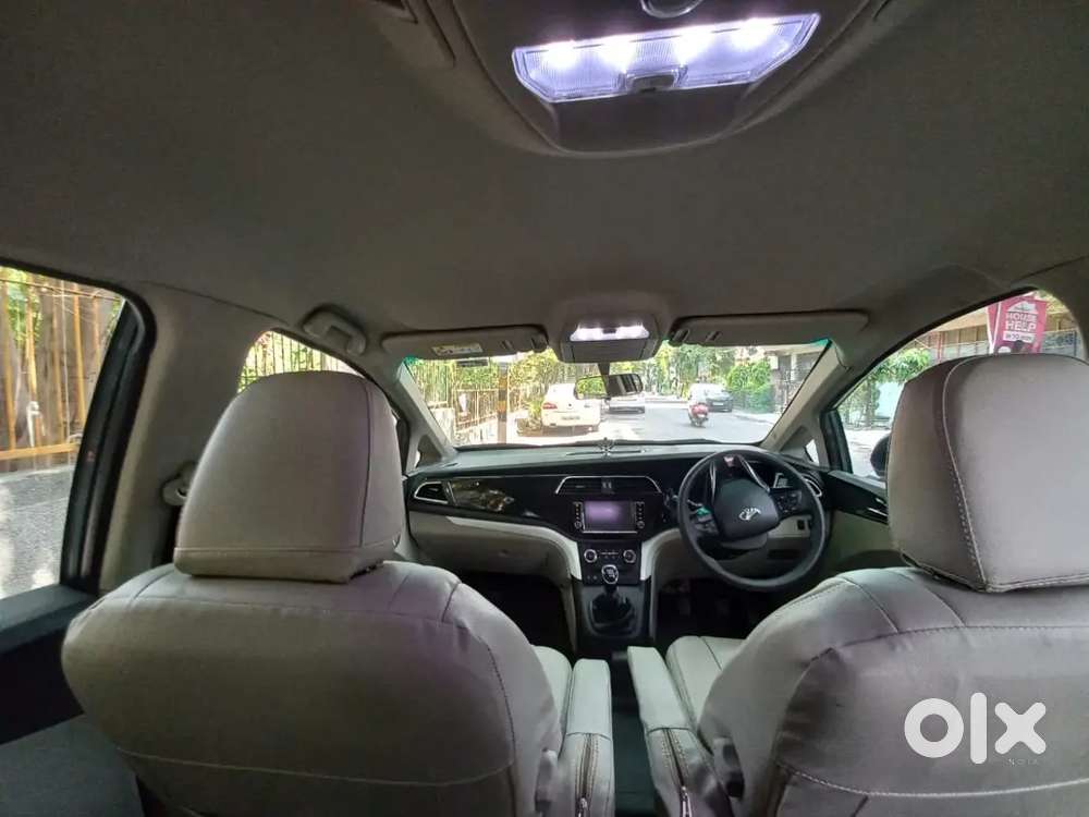 Mahindra Marazzo 2018