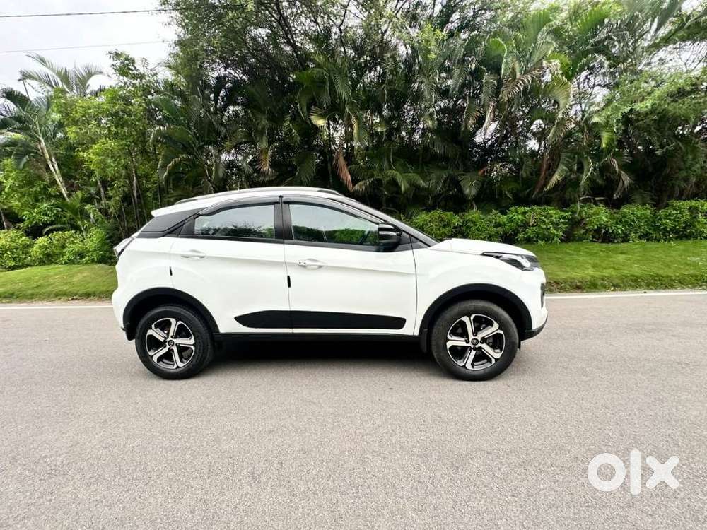 Tata Nexon 1.2 Revotron Xza Plus, 2022, Petrol