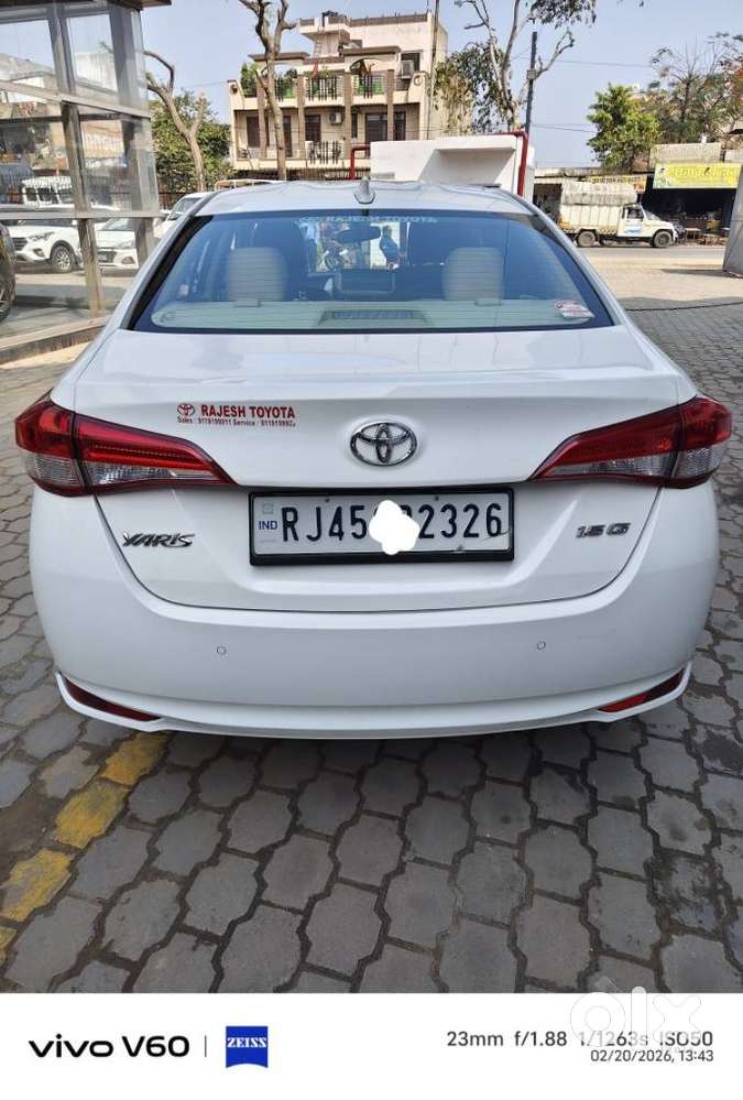 Toyota Yaris G Cvt, 2021, Petrol