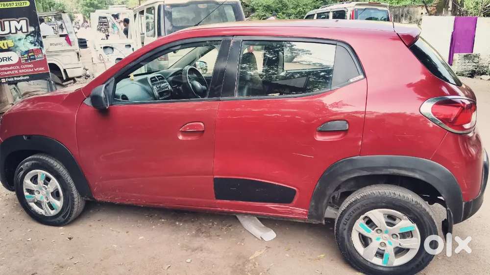 Renault Kwid November 2017 Petrol