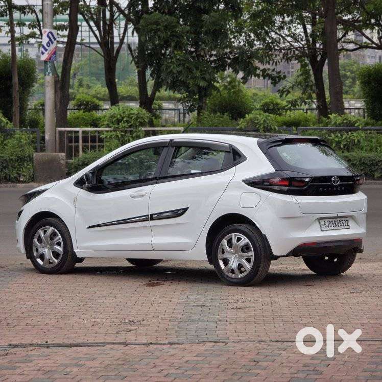 Tata Altroz 1.2 Xm Plus, 2022, Petrol