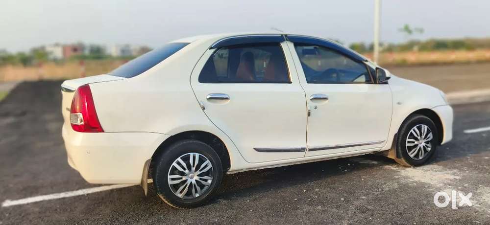 Toyota Etios 2011 Diesel 140000 Km Driven