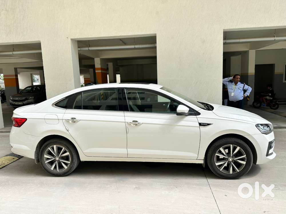 Skoda Slavia 2023 Petrol Well Maintained