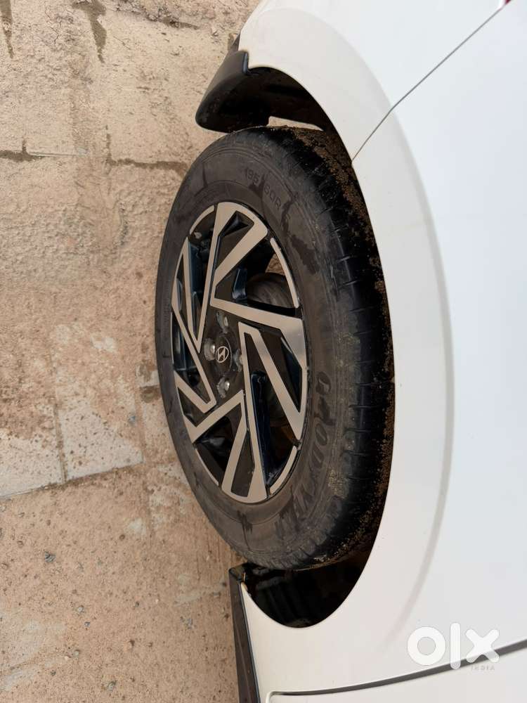 Hyundai I20 Petrol Asta Dual Tone, 2024, Petrol