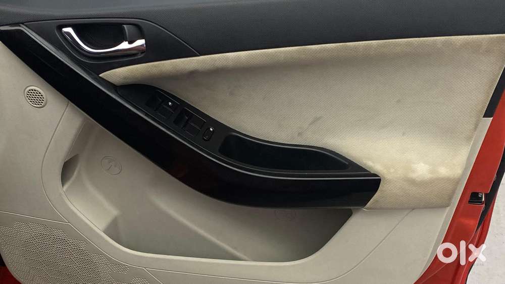 Tata Nexon 1.2 Revotron Xza Plus, 2020, Petrol