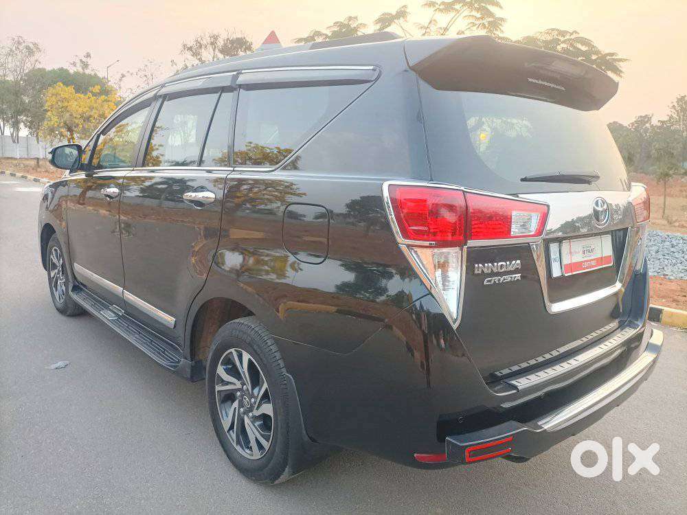 Toyota Innova Crysta 2.4 V 7 Str, 2024, Diesel