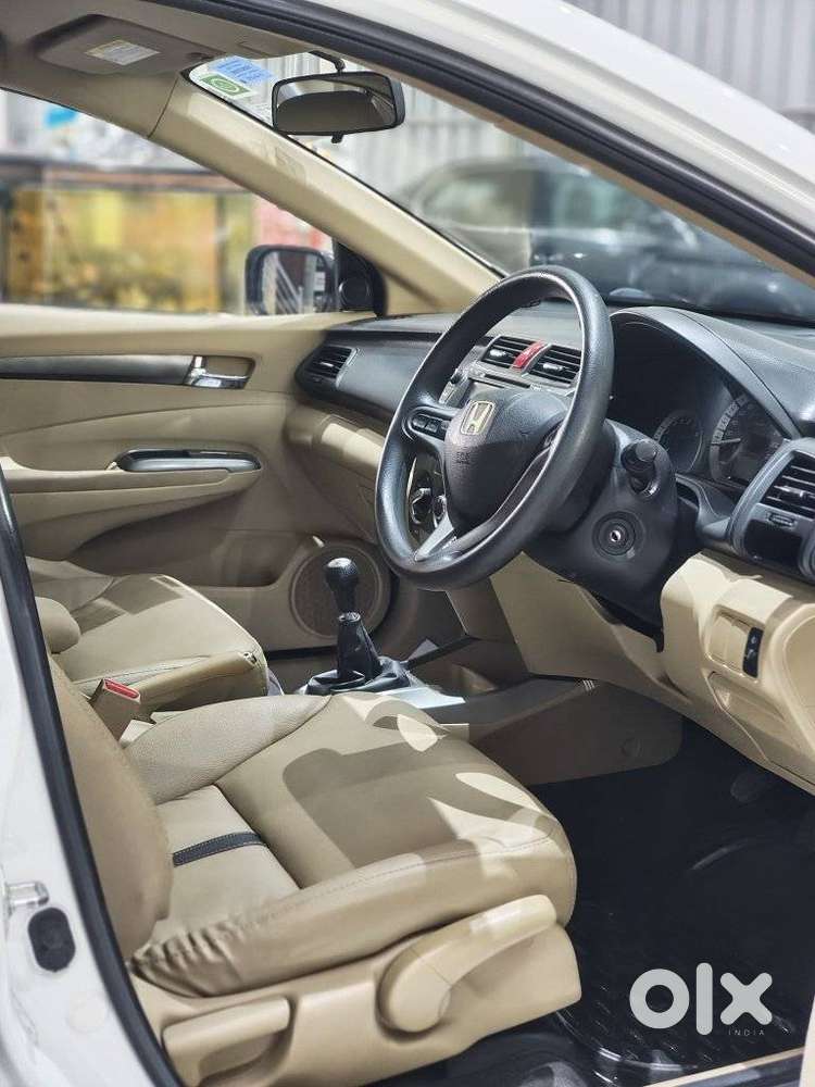 Honda City V Mt Exclusive, 2013, Petrol