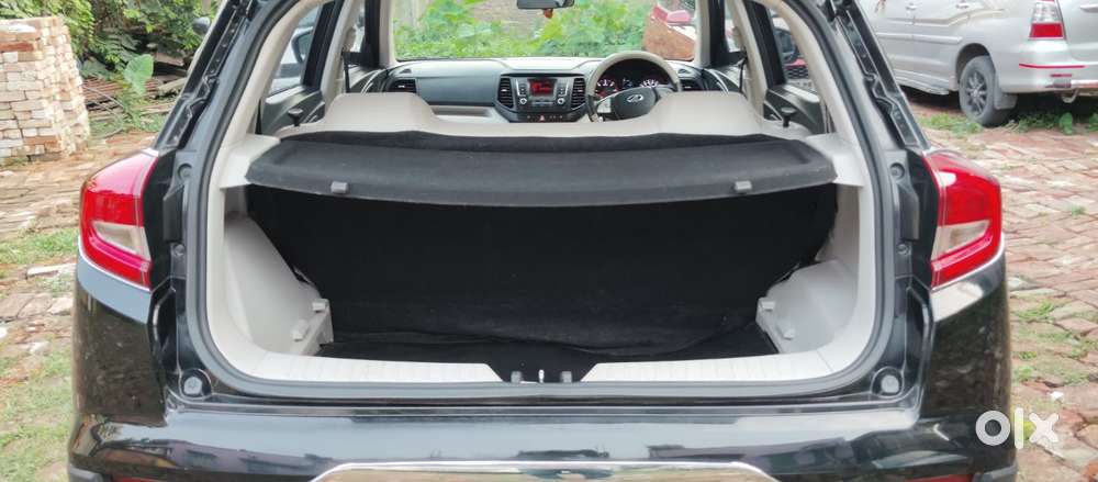 Mahindra Xuv300 W6 Diesel, 2022, Diesel