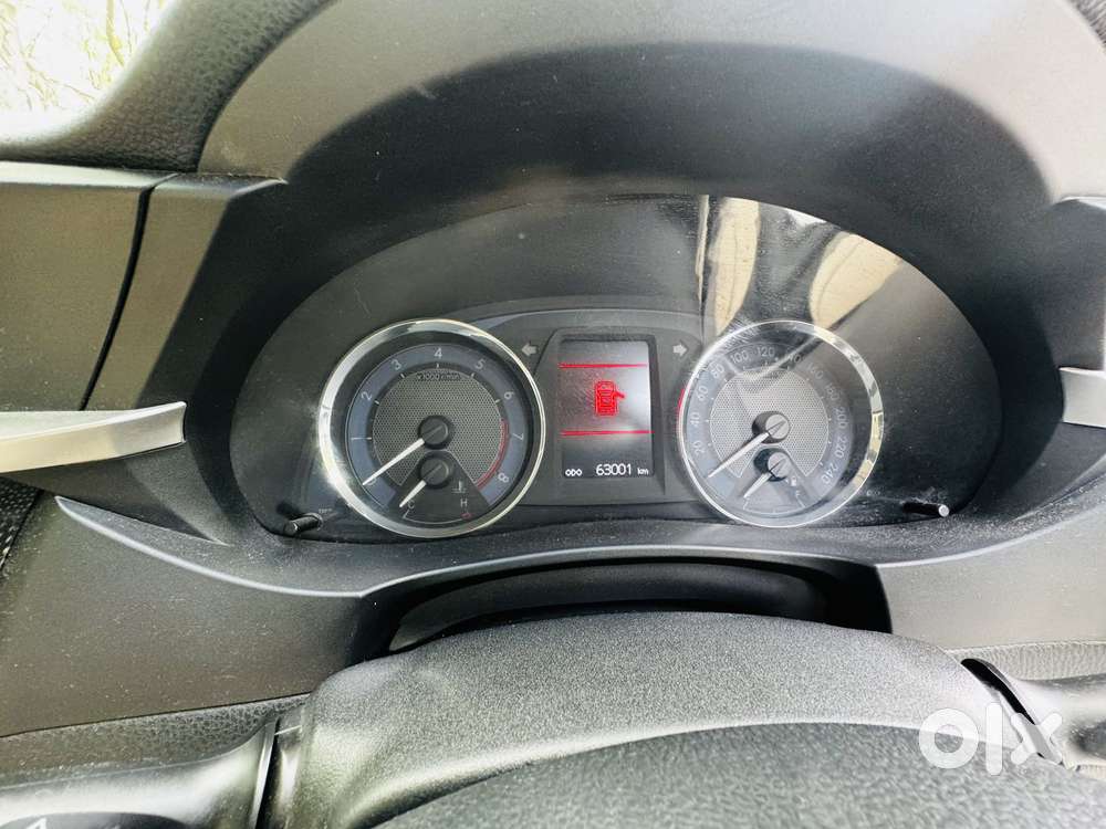 Toyota Corolla Altis G Hv At, 2015, Petrol