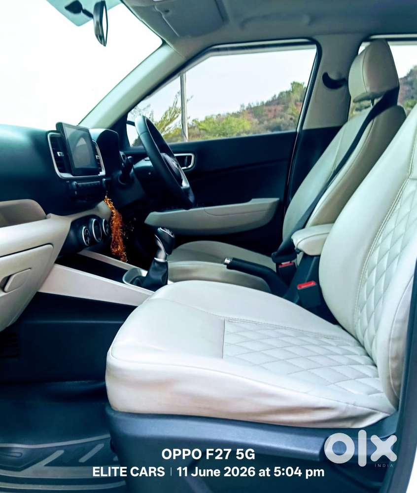 Hyundai Venue Sx Mt, 2023, Petrol