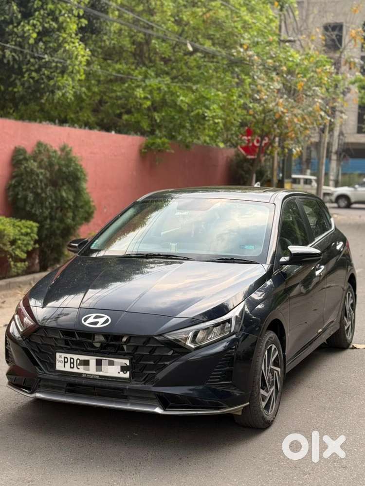 Hyundai New I20 1.2 Asta (o) Ivt, 2024, Petrol
