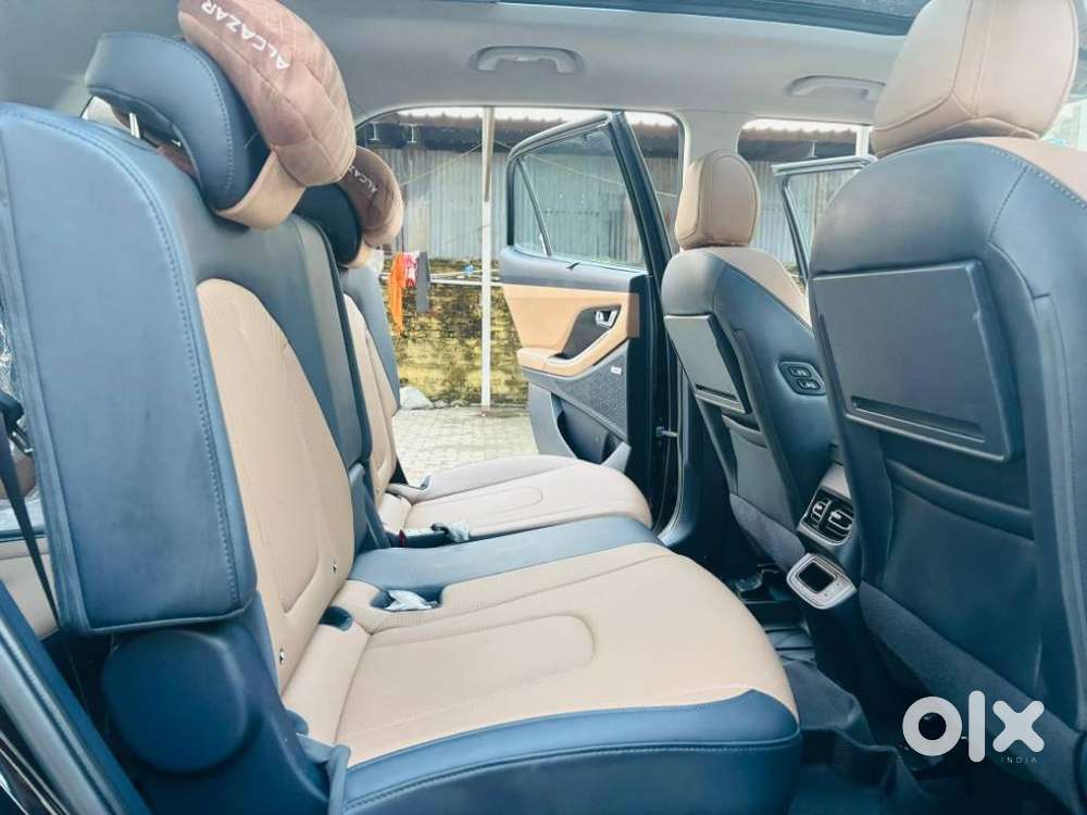 Hyundai Alcazar 1.5 Tdct Signature (o) 7s Petrol, 2024, Petrol