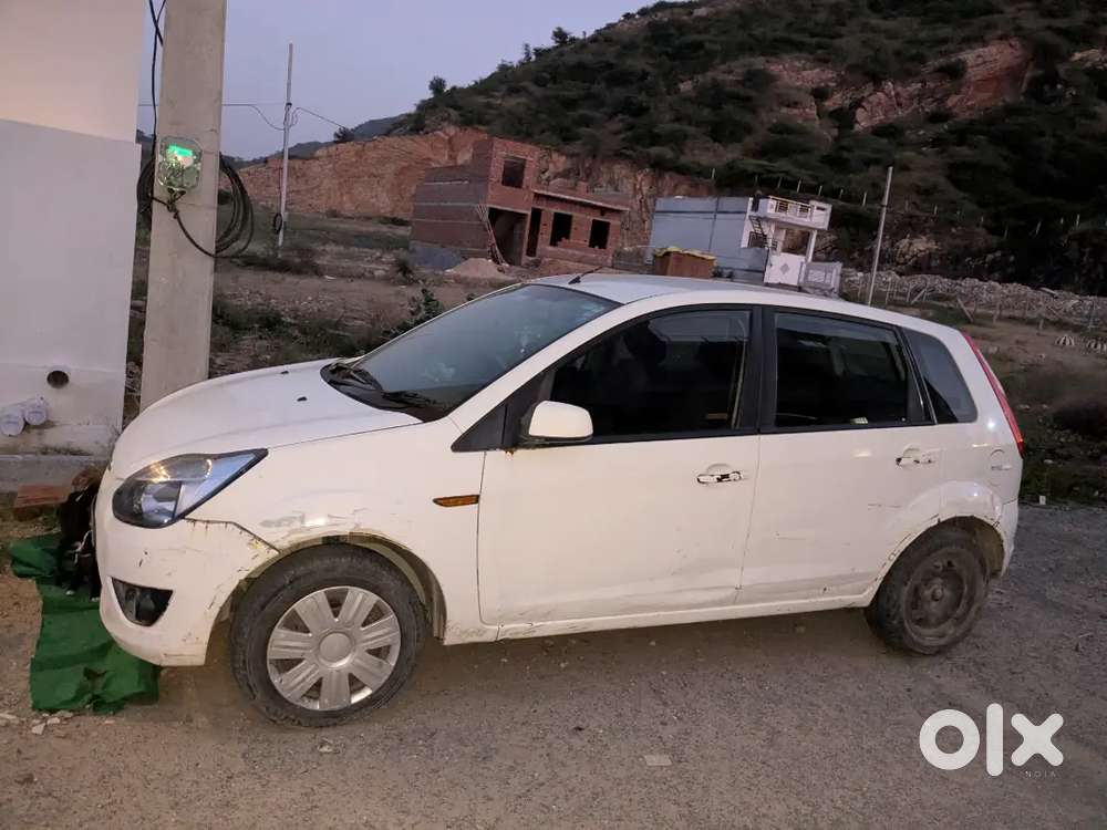 Ford Figo 1.2 Petrol 2011